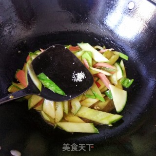 黄瓜炒火腿的做法步骤：6