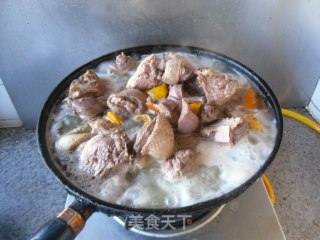 陈皮烧大鹅的做法步骤：4