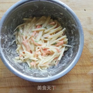 土豆丝煎饼的做法步骤：4