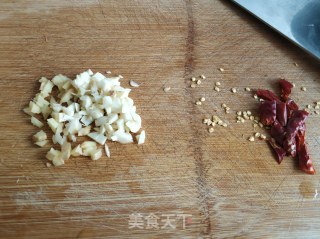 辣炒白菜条的做法步骤：2