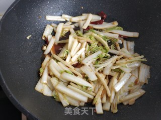 辣炒白菜条的做法步骤：7
