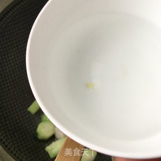 “润燥汤羹”丝瓜扇贝汤的做法步骤：11