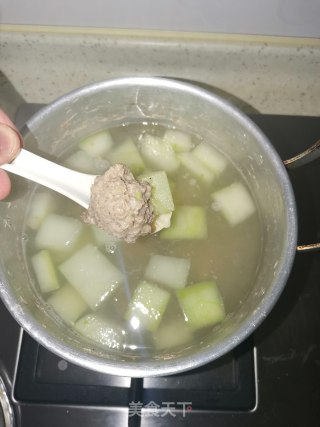 冬瓜虾皮肉丸汤的做法步骤：8