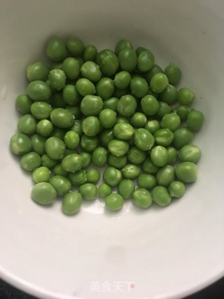 虾仁咖喱炒饭的做法步骤：5