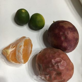 青柠百香果橘汁的做法步骤：1