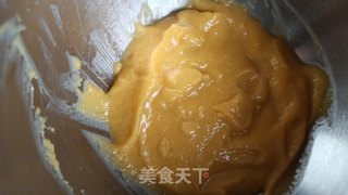 南瓜泥6寸戚风蛋糕的做法步骤：3