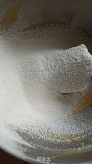 南瓜泥6寸戚风蛋糕的做法步骤：6