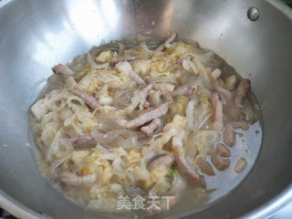 肉丝酸菜炖粉条的做法步骤：8