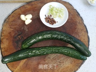 拍黄瓜的做法步骤：1