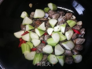 丝瓜炒花蛤的做法步骤：7