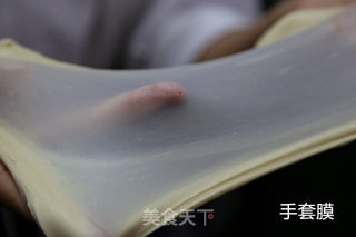 肉松吐司的做法步骤：4