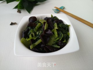 小白菜烧木耳的做法步骤：7