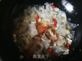 菜芯焖粉皮的做法步骤：8