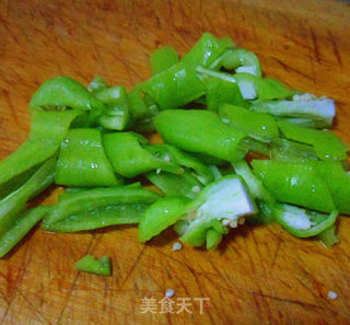 尖椒煸茄子的做法步骤：3