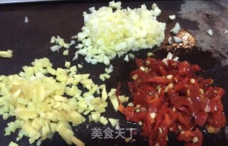 泡椒黄辣丁的做法步骤：2