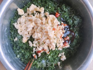 茴香鸡蛋水饺的做法步骤：4