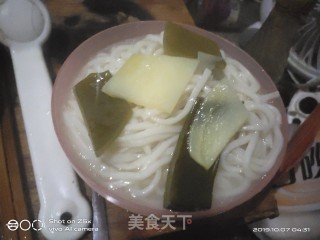 土豆海带清汤面的做法步骤：5