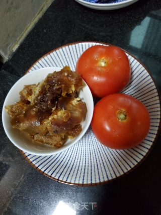 番茄烧牛腩的做法步骤：1