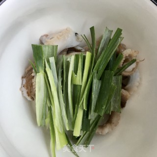 豆腐炒章鱼腿的做法步骤：3
