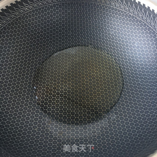 豆腐炒章鱼腿的做法步骤：7