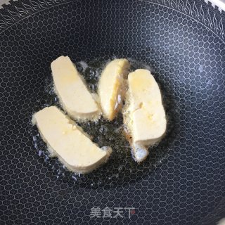 豆腐炒章鱼腿的做法步骤：8