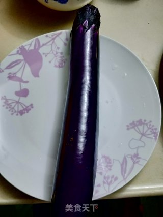 花朵茄子的做法步骤：1