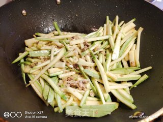 西葫芦炒肉末的做法步骤：4