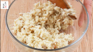 黑椒牛肉苦荞饭的做法步骤：2