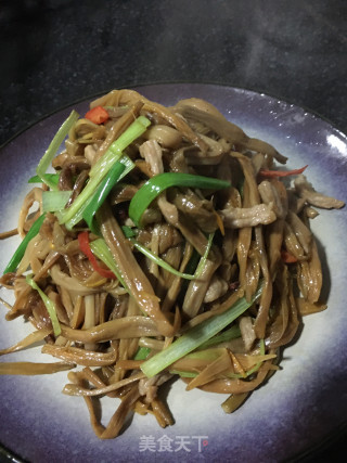 炒黄花菜的做法步骤：17