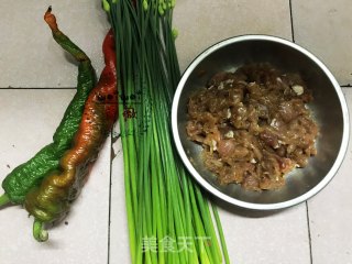 这道菜太下饭啦，辣爽可口，一口气能吃两碗饭！的做法步骤：1