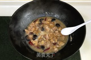 黄焖鸡的做法步骤：9