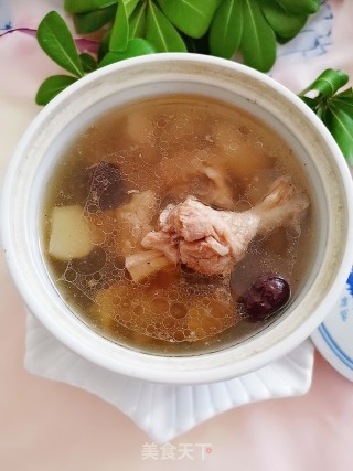 鸭腿红枣梨汤的做法步骤：7