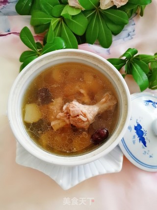 鸭腿红枣梨汤的做法步骤：8