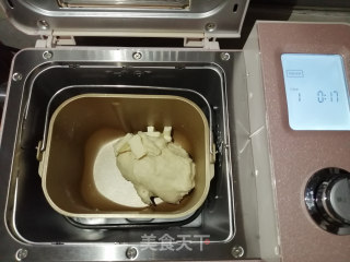 花形豆沙面包的做法步骤：2
