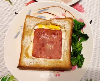 煎烤鸡蛋火腿吐司的做法步骤：5