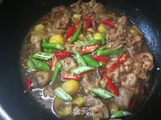 板栗炖鸡腿的做法步骤：14