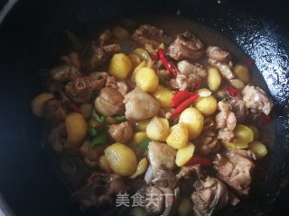 板栗炖鸡腿的做法步骤：16