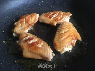 香煎鸡翅的做法步骤：7