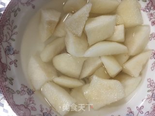 枸杞雪梨汤的做法步骤：2