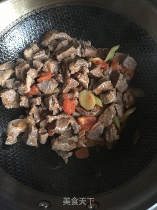 私房烧牛肉的做法步骤：8