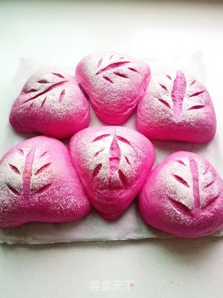 火龙果麻薯软欧包的做法步骤：28