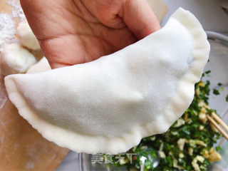 韭菜盒子的做法步骤：12