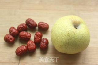 #润燥汤羹#红枣梨汤的做法步骤：1