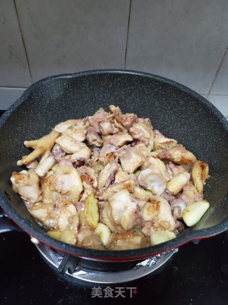 三杯鸡的做法步骤：7