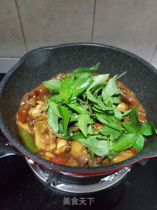 三杯鸡的做法步骤：11