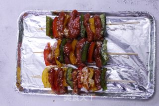 多彩黑椒牛肉串的做法步骤：2
