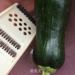 南瓜肉饺的做法步骤：1
