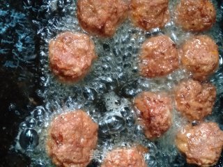 香酥莲藕丸的做法步骤：8