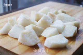 柠檬冰糖梨水的做法步骤：2