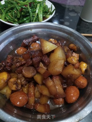红烧肉炖板栗和鹌鹑蛋的做法步骤：6